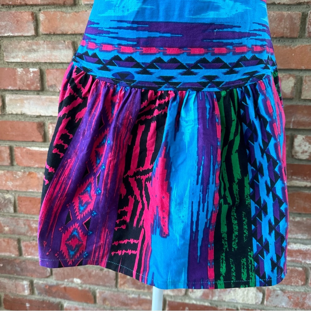 Vibrant Aztec Strapless REEF - Picture 3 of 8